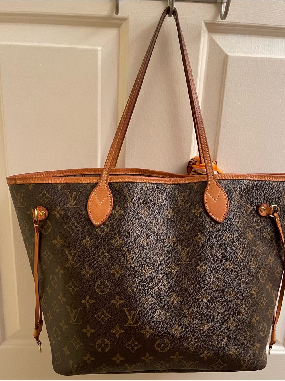 Louis Vuitton Monogram Neverfull MM Canvas Tote With Leather Trim and Dust Bag - Picture 5 of 16